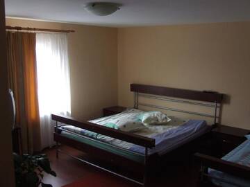 Фото номера Трехместный номер Дома для отпуска Casa Bryanna г. Кавник 3